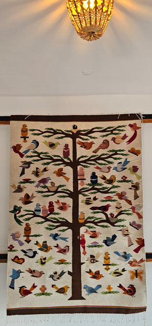 Yaag Chei nguitz: tree of life white background